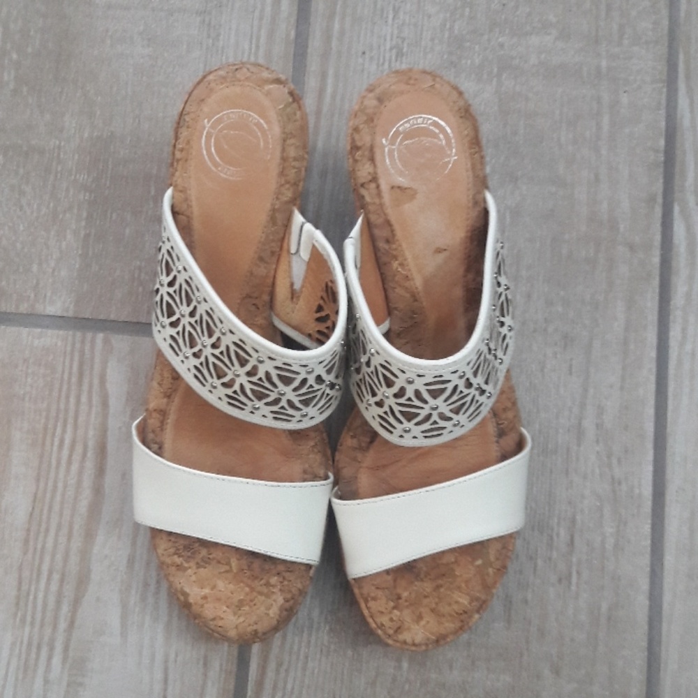 Nuture 9.5 white platforms